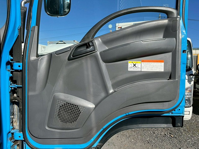 いすゞ フォワード 中型 ウィング TKG-FRR90S2(98178) 19枚目