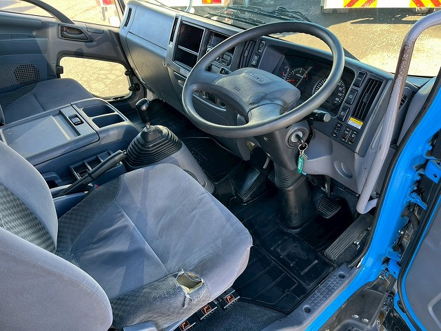 いすゞ フォワード 中型 ウィング TKG-FRR90S2(98178) 20枚目