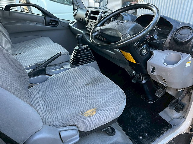 日野 デュトロ 小型 バン TKG-XZU710M(98177) 23枚目