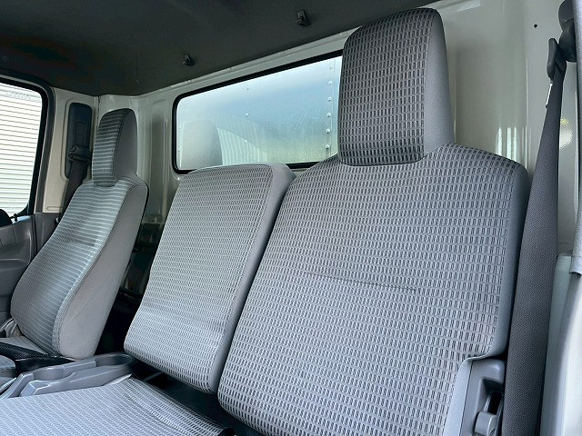 日野 デュトロ 小型 バン TKG-XZU710M(98177) 28枚目