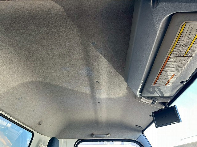 三菱ふそう キャンター 小型 バン TKG-FEB50(98180) 23枚目