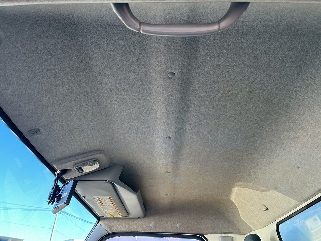 三菱ふそう キャンター 小型 バン TKG-FEB50(98180) 27枚目