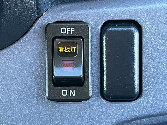 三菱ふそう キャンター 小型 バン TKG-FEB50(98180) 31枚目