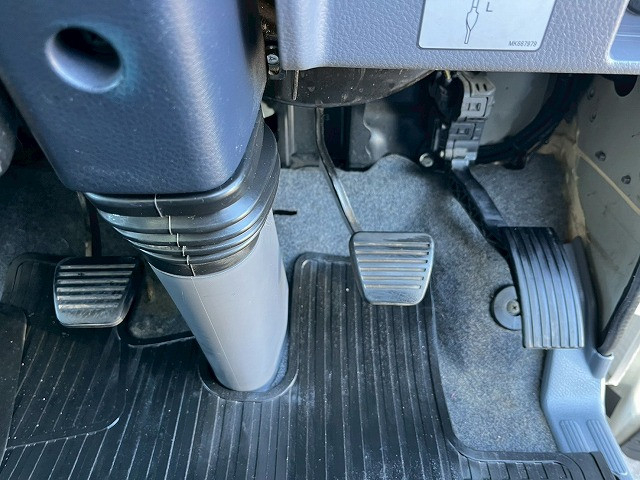 三菱ふそう キャンター 小型 バン TKG-FEB50(98180) 36枚目