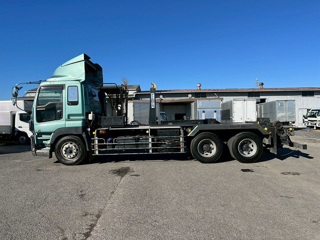 いすゞ ギガ 大型 コンテナ専用車 QKG-CYZ77AM(98182) 9枚目