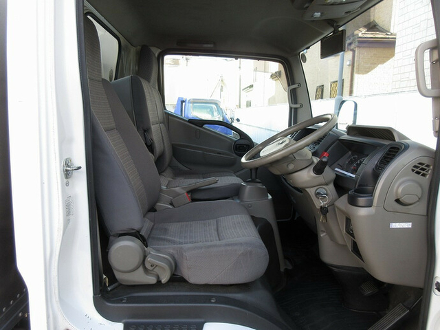 日産自動車 アトラス 小型 バン PDG-TZ3F24(8792) 31枚目
