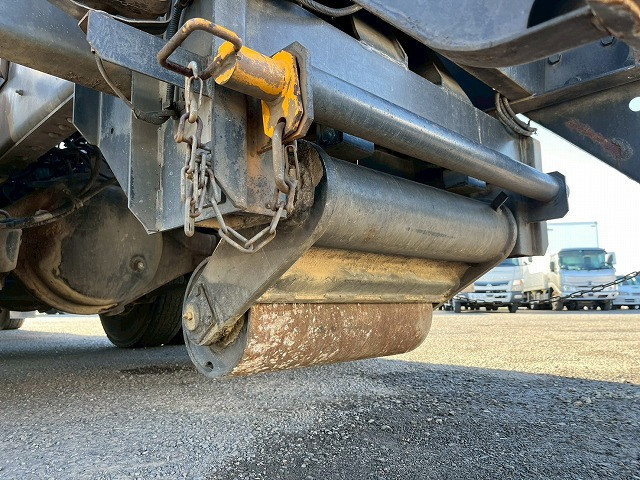 いすゞ ギガ 大型 コンテナ専用車 QKG-CYZ77AM(98182) 13枚目