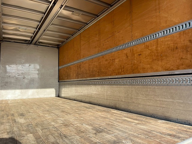 いすゞ フォワード 中型 ウィング TKG-FRR90S2(98181) 17枚目