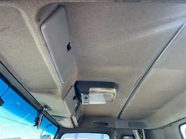 いすゞ ギガ 大型 コンテナ専用車 QKG-CYZ77AM(98182) 23枚目