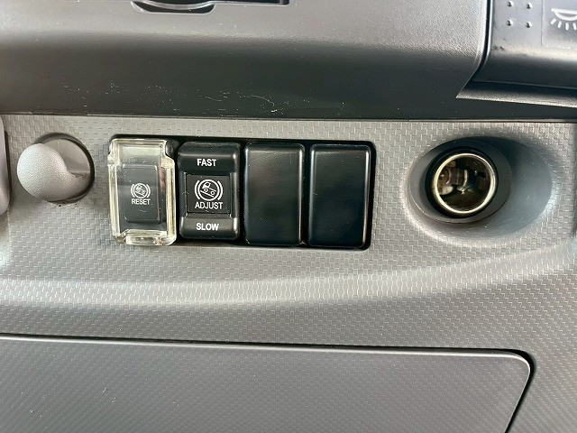 いすゞ フォワード 中型 ウィング TKG-FRR90S2(98181) 31枚目