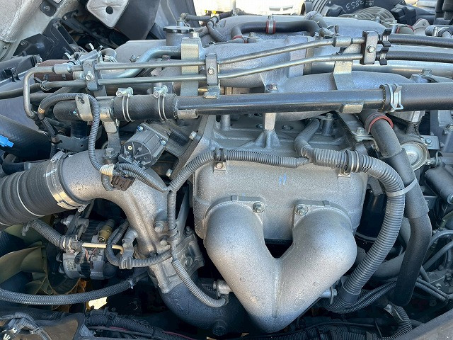 いすゞ ギガ 大型 コンテナ専用車 QKG-CYZ77AM(98182) 37枚目