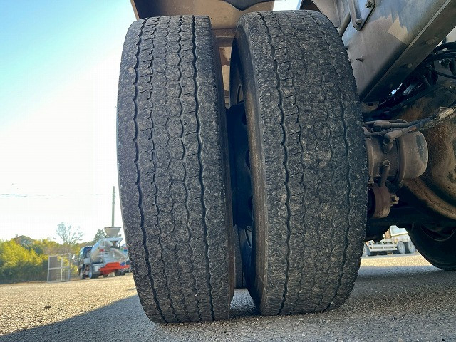 いすゞ ギガ 大型 コンテナ専用車 QKG-CYZ77AM(98182) 42枚目