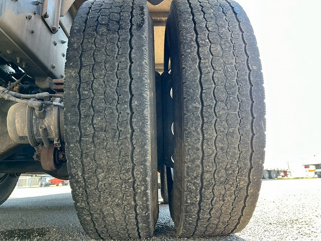 いすゞ ギガ 大型 コンテナ専用車 QKG-CYZ77AM(98182) 45枚目