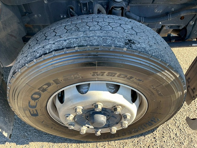 いすゞ ギガ 大型 コンテナ専用車 QKG-CYZ77AM(98182) 46枚目