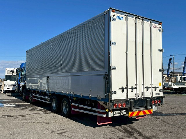 いすゞ ギガ 大型 ウィング QKG-CYJ77A(98183) 8枚目