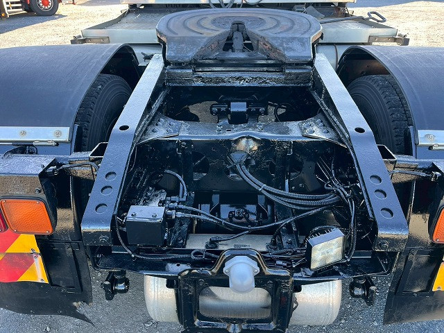 三菱ふそう スーパーグレート 大型 トラクタ QKG-FP54VER(98184) 11枚目