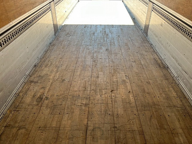 いすゞ ギガ 大型 ウィング QKG-CYJ77A(98183) 13枚目