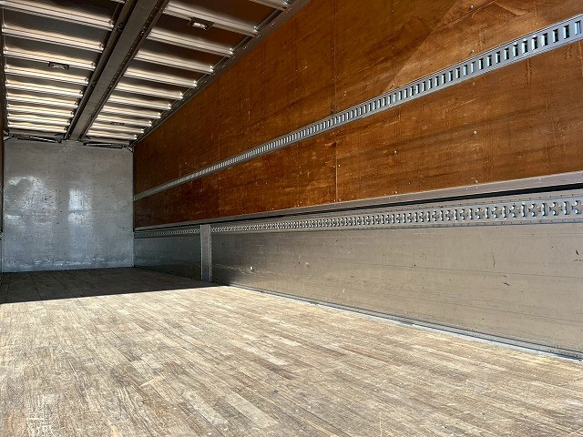 いすゞ ギガ 大型 ウィング QKG-CYJ77A(98183) 15枚目