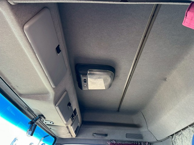 いすゞ ギガ 大型 ウィング QKG-CYJ77A(98183) 24枚目