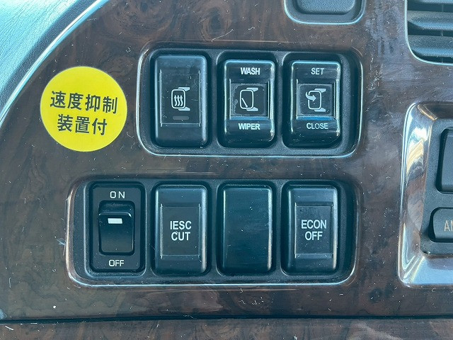 いすゞ ギガ 大型 ウィング QKG-CYJ77A(98183) 28枚目