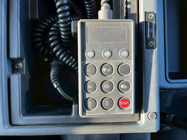 三菱ふそう スーパーグレート 大型 トラクタ QKG-FP54VER(98184) 31枚目