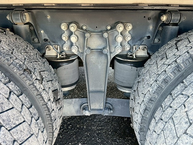 いすゞ ギガ 大型 ウィング QKG-CYJ77A(98183) 46枚目