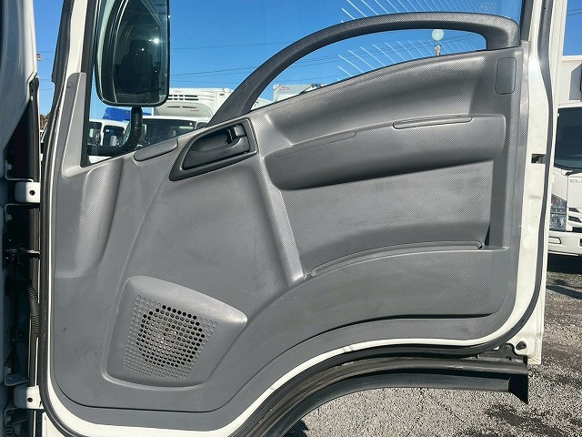 いすゞ エルフ 小型 バン TKG-NMR85AN(98185) 17枚目