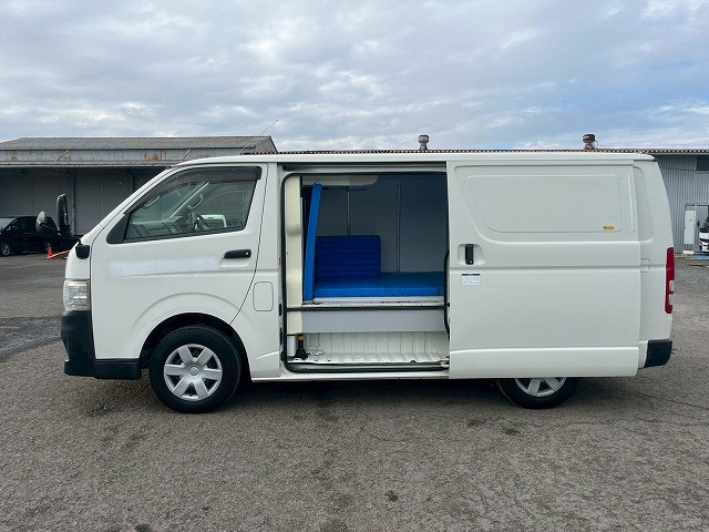 トヨタ レジアスエース 小型 冷蔵冷凍バン CBF-TRH200V(98187) 9枚目