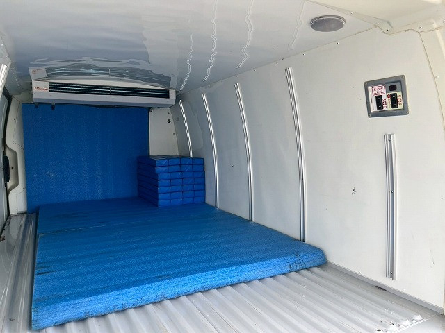 トヨタ レジアスエース 小型 冷蔵冷凍バン CBF-TRH200V(98187) 14枚目