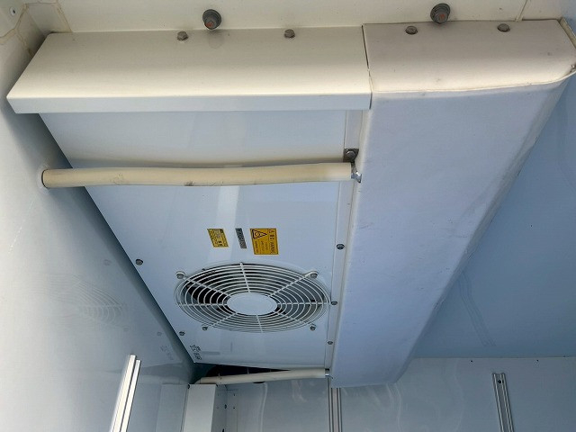トヨタ レジアスエース 小型 冷蔵冷凍バン CBF-TRH200V(98187) 15枚目