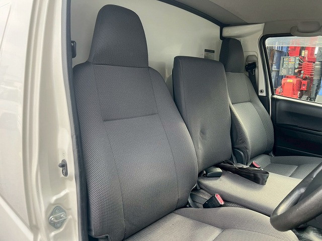 トヨタ レジアスエース 小型 冷蔵冷凍バン CBF-TRH200V(98187) 23枚目