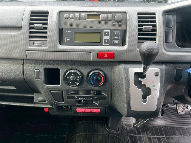 トヨタ レジアスエース 小型 冷蔵冷凍バン CBF-TRH200V(98187) 31枚目