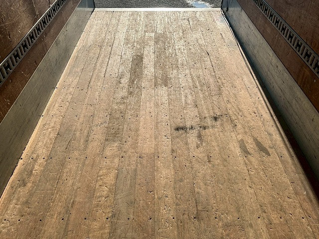 三菱ふそう キャンター 小型 バン TKG-FEA50(98189) 12枚目