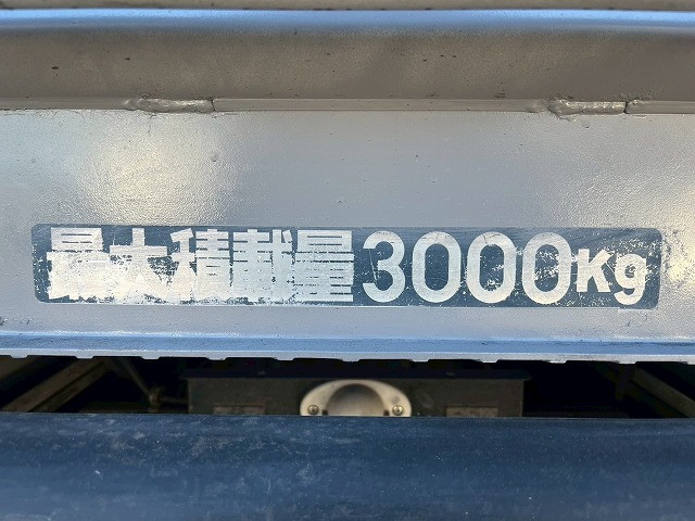 三菱ふそう キャンター 小型 バン TKG-FEA50(98189) 17枚目