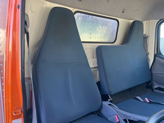 三菱ふそう キャンター 小型 バン TKG-FEA50(98189) 20枚目