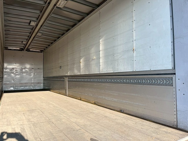 日野 プロフィア 大型 ウィング LKG-FW1EXBG(98190) 16枚目