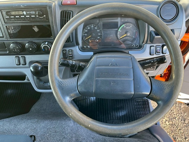 三菱ふそう キャンター 小型 バン TKG-FEA50(98189) 26枚目