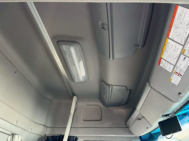 日野 プロフィア 大型 ウィング LKG-FW1EXBG(98190) 20枚目