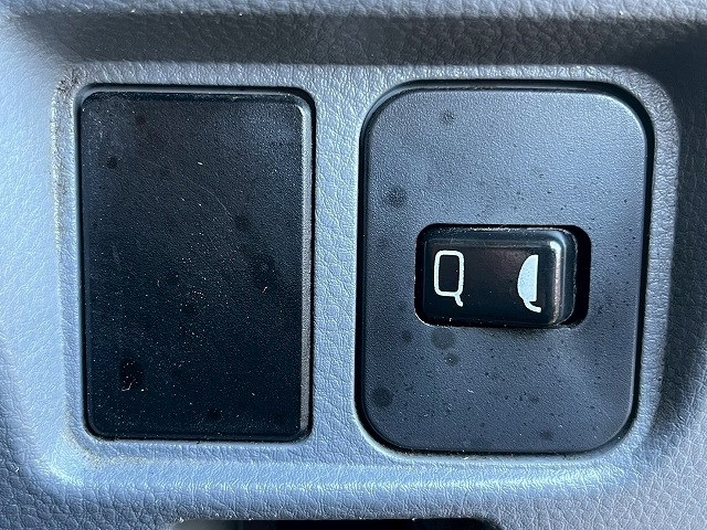 三菱ふそう キャンター 小型 バン TKG-FEA50(98189) 32枚目