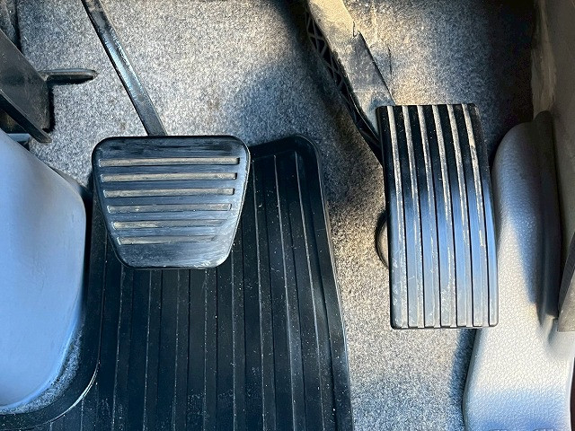 三菱ふそう キャンター 小型 バン TKG-FEA50(98189) 34枚目