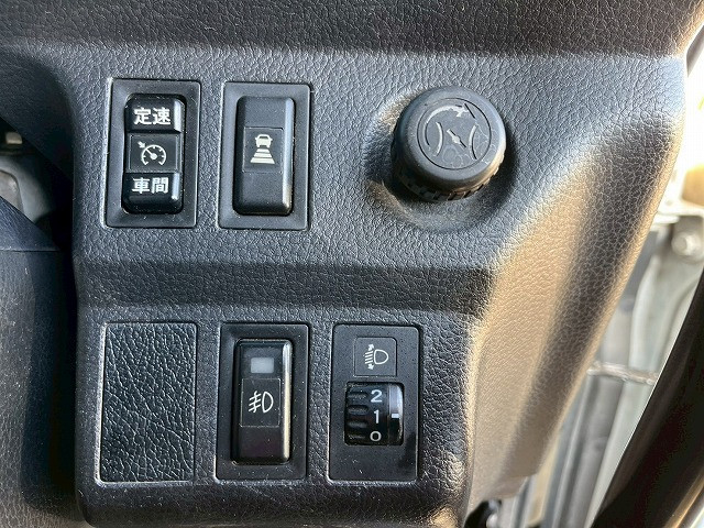 日野 プロフィア 大型 ウィング LKG-FW1EXBG(98190) 31枚目