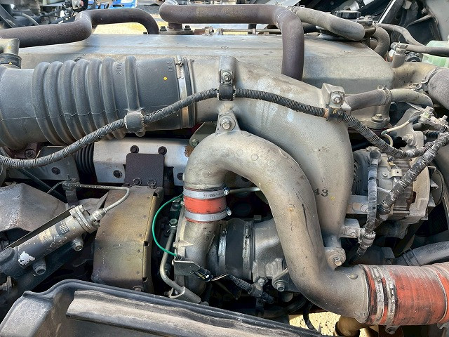 日野 プロフィア 大型 ウィング LKG-FW1EXBG(98190) 38枚目