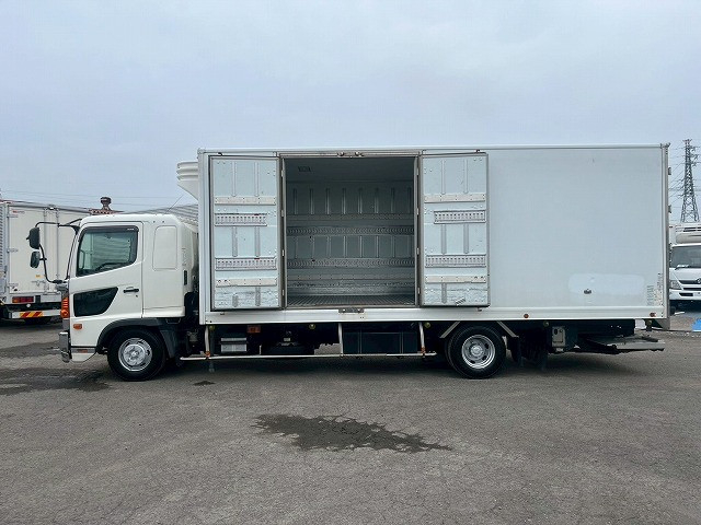 日野 レンジャー 中型 冷蔵冷凍バン TKG-FD7JLAG(98192) 10枚目