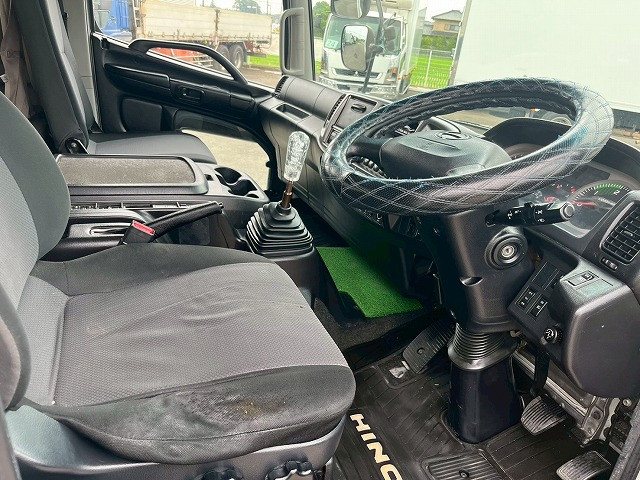 日野 レンジャー 中型 冷蔵冷凍バン TKG-FD7JLAG(98192) 19枚目