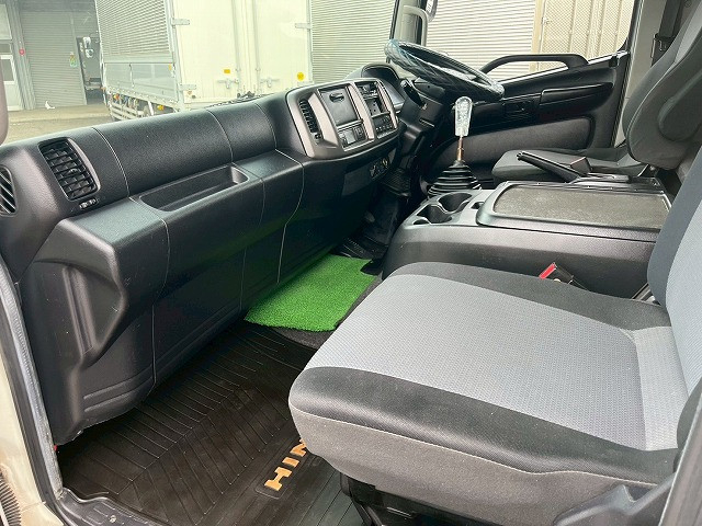 日野 レンジャー 中型 冷蔵冷凍バン TKG-FD7JLAG(98192) 24枚目