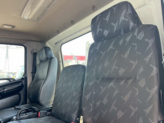 日野 レンジャー 中型 平ボディ（クレーン付） TKG-FC9JKAP(98194) 29枚目