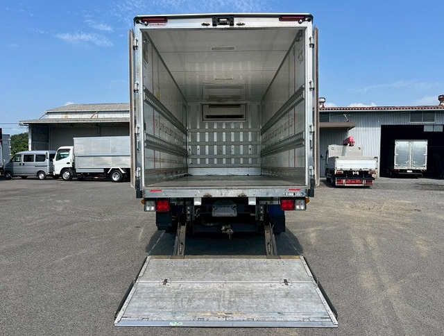 日野 レンジャー 中型 冷蔵冷凍バン 2KG-FC2ABA(98195) 11枚目