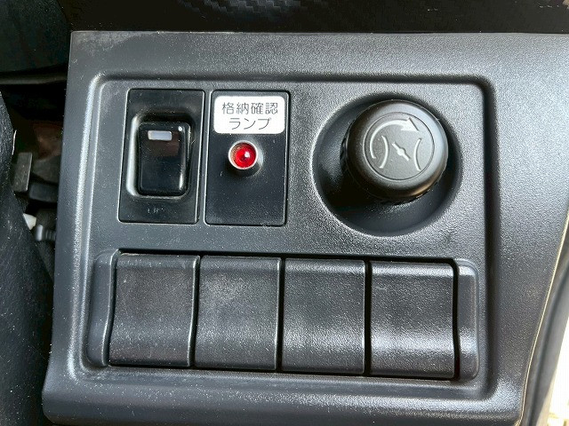 日野 レンジャー 中型 冷蔵冷凍バン 2KG-FC2ABA(98195) 33枚目