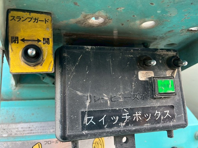 UDトラックス（日産） コンドル 増トン ミキサー車 QDG-PW39L(98198) 15枚目