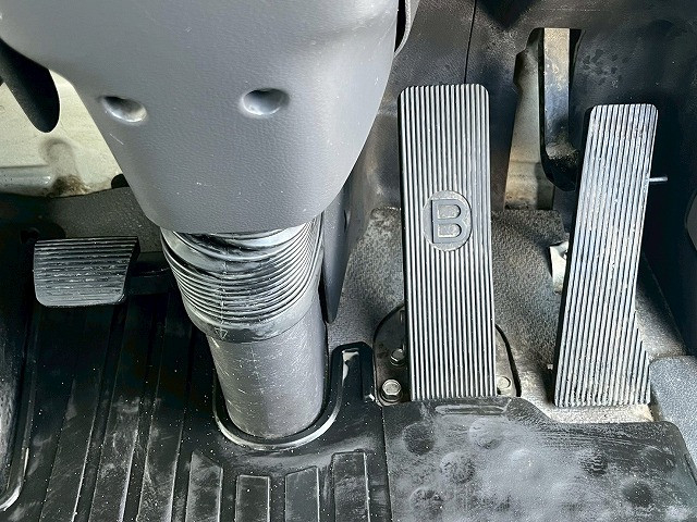 UDトラックス（日産） コンドル 増トン ミキサー車 QDG-PW39L(98198) 37枚目